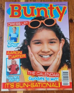 Vintage Bunty Comic Issue No 2116 August 1st 1998 Aaron Carter Poster - Picture 1 of 3