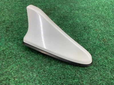 Antena de aleta de tiburón KIA OPTIMA 2017-2019 blanca 96210-A8400SWP OEM Foto 1 de 4