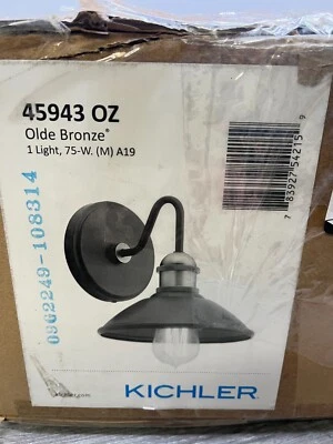 Aplique de pared exterior Kichler Lighting 45943 OZ Clyde en bronce antiguo Foto 1 de 3