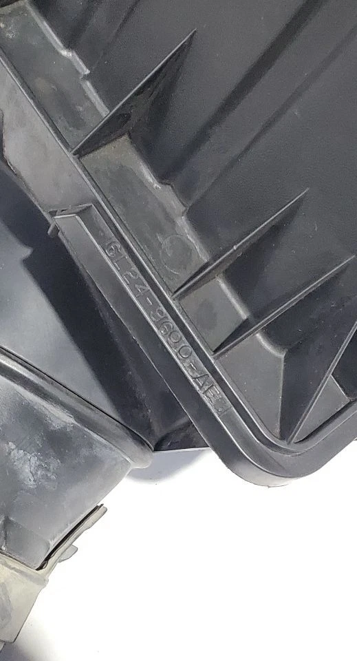 2006 2010 Ford Explorer OEM Air Cleaner With Tubes 4.0L 6L24-9600-AE - Image 1 of 4