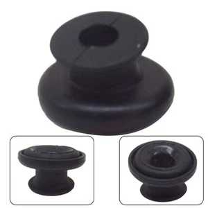 Oeillet d'essuie glace arrière caoutchouc de qualité pour FORD FIESTA WT MK6 r - Picture 1 of 9