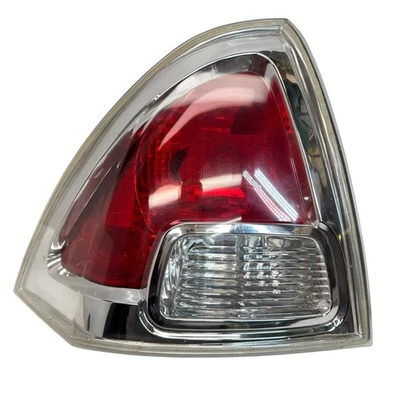 Luz de freno trasera del lado izquierdo Ford Fusion 2007 06 07 08 09 Foto 1 de 4