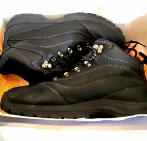 Mens Bass Leather Hiking Boots Black Sz 10M New In Box - Picture 1 of 8