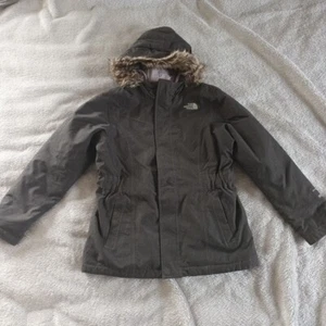 The North Face Girl's GREENLAND DOWN PARKA 550 Jacket Grey AGE 14-16 - Picture 1 of 10