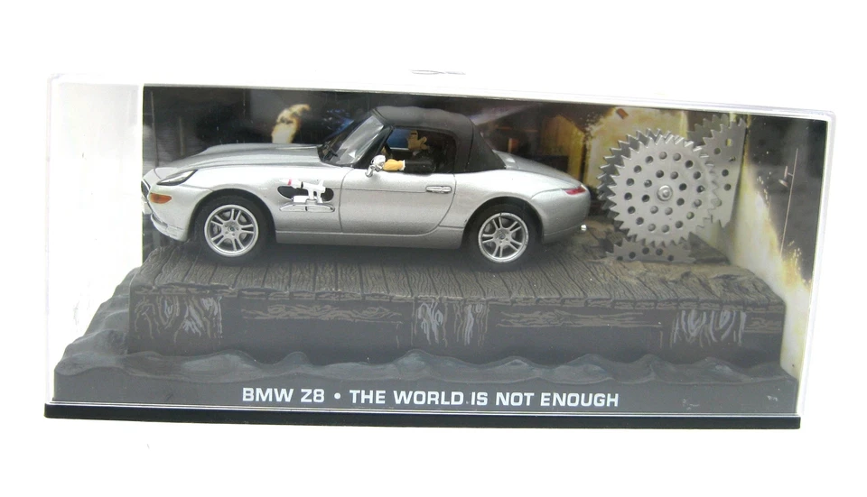 MARKENLOS BMW Z8, silber, James Bond 007 1:43