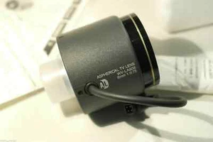 Panasonic Super Fast Lens F0.75 F0.75 6mm WV-LA608E Autoiris 1/2" Aspherical - Picture 1 of 3