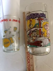 Vintage Cartoon Glasses, Hardees Flintstones Drive In & The Archies Jam Session - Picture 1 of 10