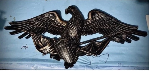 VINTAGE ANTIQUE WOODEN PATRIOTIC EAGLE (1950s) ((SEND OFFERS $95 OR HIGHER‼️) Cover