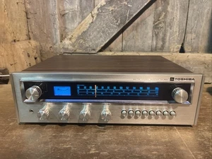 Toshiba SA-300L AM/FM Stereo Receiver Verstärker Tuner Phono Chrom SA 300L gebraucht - Bild 1 von 18
