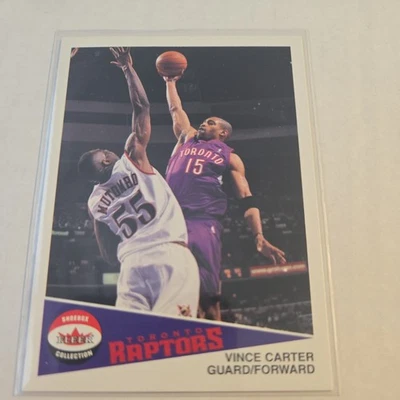 2001-02 Fleer Shoebox Base Vince Carter 14 - Image 1 of 2