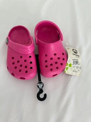 NWT Classic CROCS - Cayman Clogs - Kids Hot Pink (Fushia) (Child 4/5) - Photo 1/4