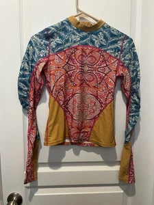Free People Movement Rashguard Camicia Donna XS Color Block Costumi da Bagno - Foto 1 di 6