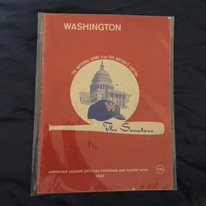 1962 Washington Senators Official Game Program w/Score Card fair condition - Picture 1 of 2