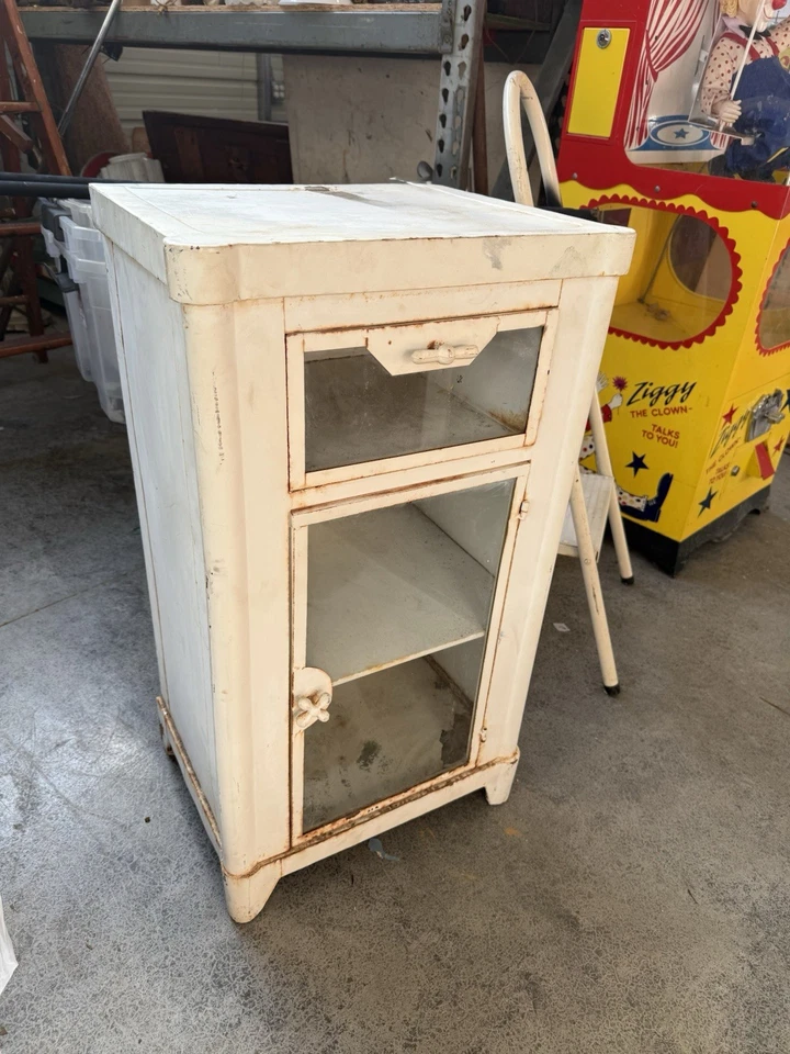 1900s Antique Medical Cabinet Kitchen Industrial Dental Rustic Entryway Display - Image 1 of 4