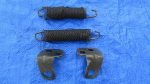 93-96 Nissan 300zx convertible top retention springs w spring mounting brackets - Picture 1 of 3