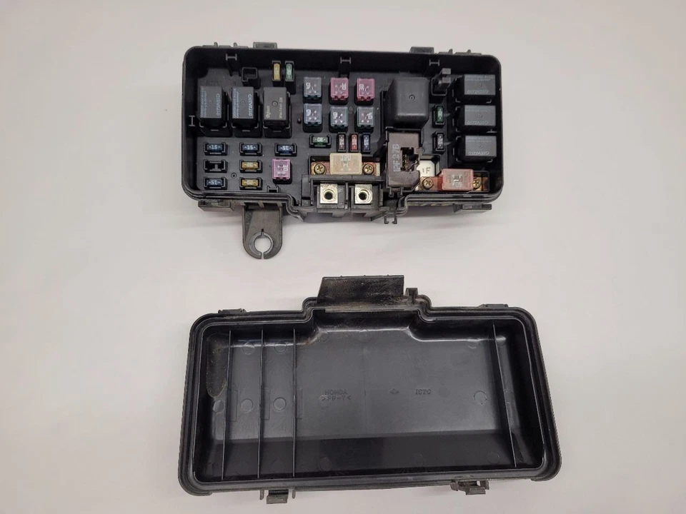 1999-2004 HONDA ODYSSEY Fuse Box Engine Compartment EX 38250S0XA12 - Imagem 1 de 4