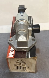 Genuine Ford Motorcraft CX-1653 , F5DZ-9F715-EA Idle Air Control Valve - Picture 1 of 4