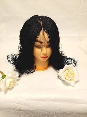 Peluca trenzada negra rizada de criada de mano Foto 1 de 4