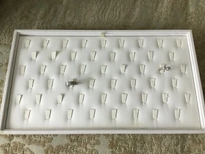51 SLOT WHITE LEATHER RINGs DISPLAY TRAY DISPLAY CASE in 2 WAYS - Picture 1 of 6