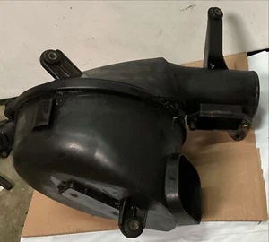 98-00 LEXUS LS400 AIR INTAKE FILTER CLEANER BOX HOUSING OEM - Bild 1 von 1