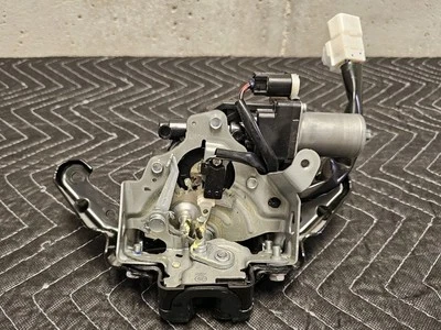 2016-22 Lexus RX350 RX450h Genuine Tailgate/Trunk Electric Latch Lock - Image 1 of 4