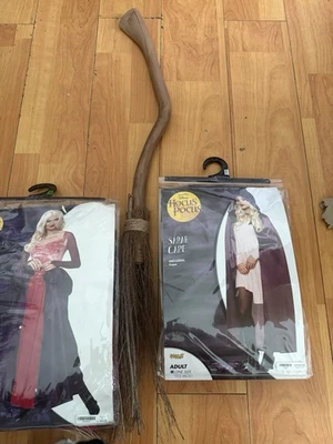 Hocus Pocus Sarah Sanderson Womens Costume + Cape + Small Broomstick Size Large - Image 1 of 3
