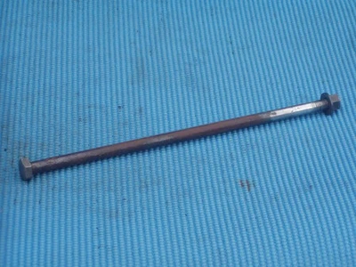 69-78 Honda CB750 F & K perno de suspensión de motor trasero superior C Foto 1 de 3