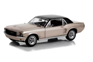 1967 FORD MUSTANG COUPE 1/18 DIECAST CAR GREENLIGHT 13641 - Picture 1 of 3