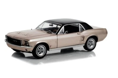 1967 FORD MUSTANG COUPE 1/18 DIECAST CAR GREENLIGHT 13641 - Image 1 of 3
