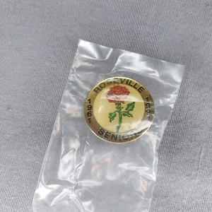 Roseville CA California 61-91 Seniors New Hat Jacket Lapel Pin - Picture 1 of 2