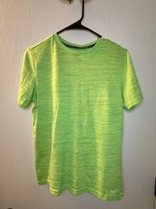 Tek Gear Dry Tek neongrünes kurzärmliges sportliches Freizeit-T-Shirt Jungen XL 18/20 - Bild 1 von 8