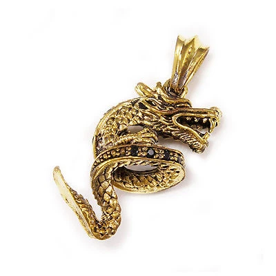 COLOR DORADO LATÓN MACIZO JAPONÉS DRAGÓN CIRCONITA CICLISTA GÓTICO ROCKABILLY COLGANTE nd-071 Foto 1 de 4