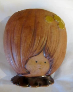 Vintage seltene Steinzeug Kopfvase Wand Tasche Pflanzgefäß braun 5-1/4" Mädchen große Haare Japan - Bild 1 von 13