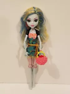 Monster High Doll Lagoona Blue Picture Day Outfit Earrings Purse Belt Bracelet - Picture 1 of 20