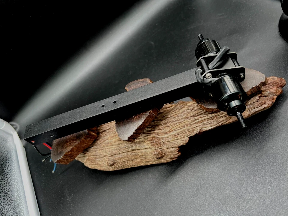 3DR Robotics (X8) Drone Motors and Arm (2) Motors - Image 1 of 3