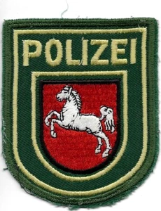 Polizei NIEDERSACHSEN Patch grün v. HEMD '80-90er Ja. Abzeichen Polizeiabzeichen - Picture 1 of 4