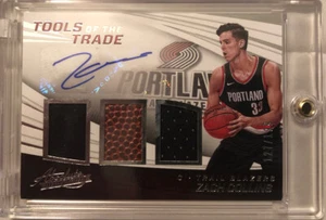 ZACH COLLINS 2017-18 Absolute #TT3-ZC Tools Of The Trade Relic Rookie Auto /199 - Picture 1 of 2