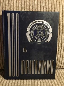 The Centennial Issue Of Oriflamme 1953 Franklin & Marshall College Yearbook PA - Bild 1 von 3