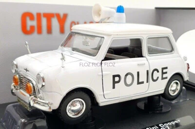 for Motormax for Morris for Mini for Cooper 1961-67 Police car white 1:18 Model - Image 1 of 4