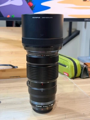 Olympus M.Zuiko 40-150mm f/2.8 Lens PRO - Black (filter not included) - Image 1 of 4