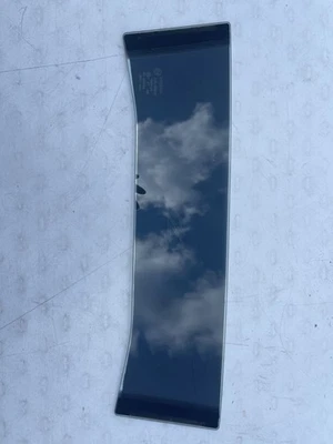 09-16  NISSAN 370Z ROADSTER CONVERTIBLE ROOF REAR GLASS WIND DEFLECTOR PANEL OEM - Image 1 of 3