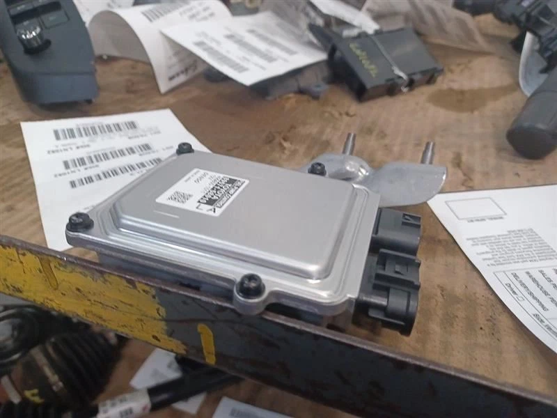 Chasis ECM bomba de combustible cuarto panel izquierdo se adapta a 16-19 LEXUS GS350 2626876 Foto 1 de 4