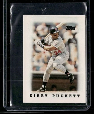 1988 Topps League Leaders Minis - Kirby Puckett #23 - Image 1 of 2