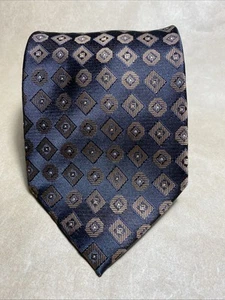 Corbata de seda marrón estilo clásico - Imagen 1 de 5