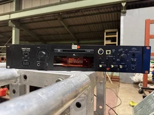 Tascam MD-350 Mini Disc Player Recorder MD Deck Junk for Parts - Picture 1 of 4