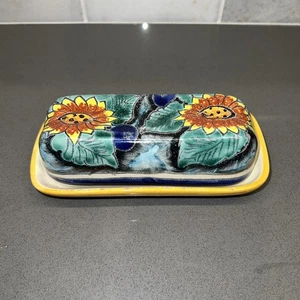 Sonnenblumen Kunstkeramik, handbemalte Sonnenblumenbutterdose, signiert T Vazquez - Bild 1 von 8