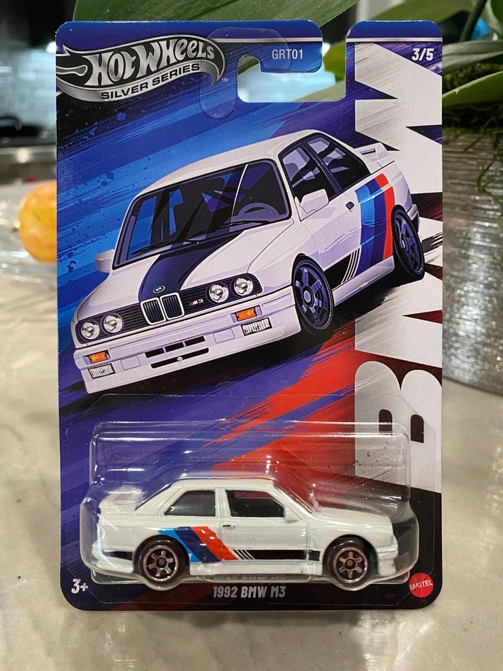 Hot Wheels Silver Series 2025 HW BMW Serie 3/5 Bianca 1992 BMW M3 - Immagine 1 di 1