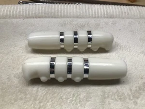 1936 Elgin Bluebird Skylark Twin 60 Robin Vintage Bicycle Handle Grips. OffWhite - Picture 1 of 4