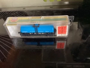 N Scale Model Power The Dow Chemical Co. 3458 Freight Chemical Tank Car Blue - Picture 1 of 5