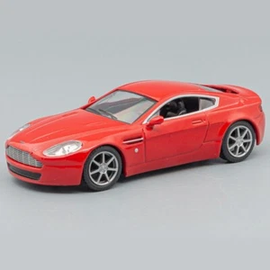 Maßstab 1:43 Diecast Auto Aston Martin AMV8 Baujahr 2005 DeAgostini Car Supercars - Bild 1 von 3